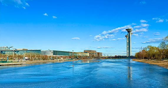 IP域名查询：深入了解网络地址与域名的关联